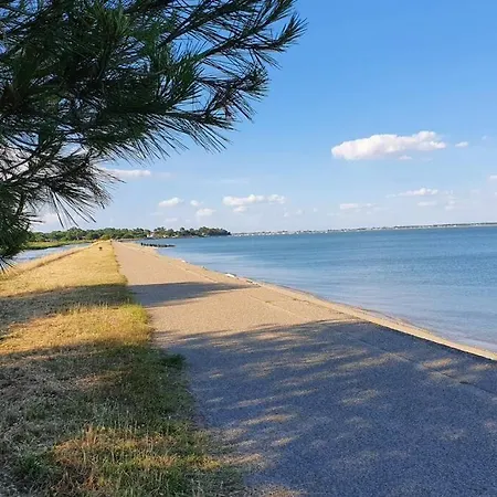 Familiale O - Plage 300m - Velos Sur Place